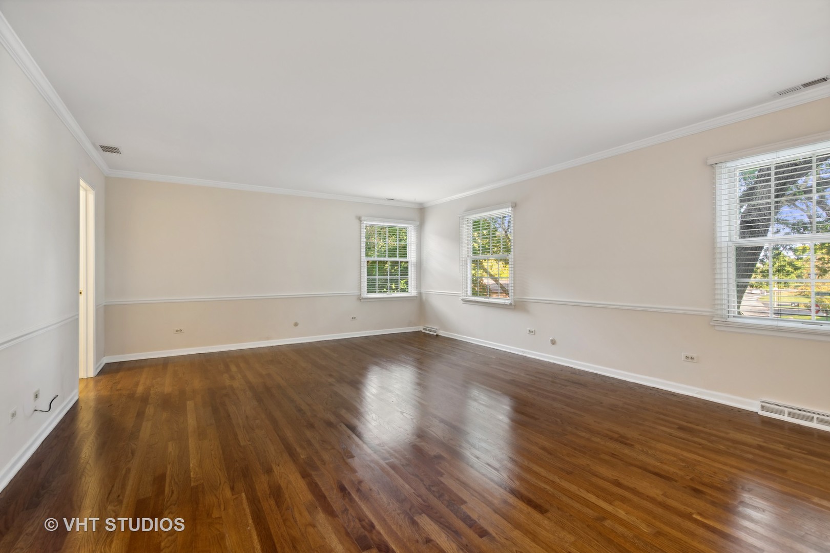 2434 Greenview Road