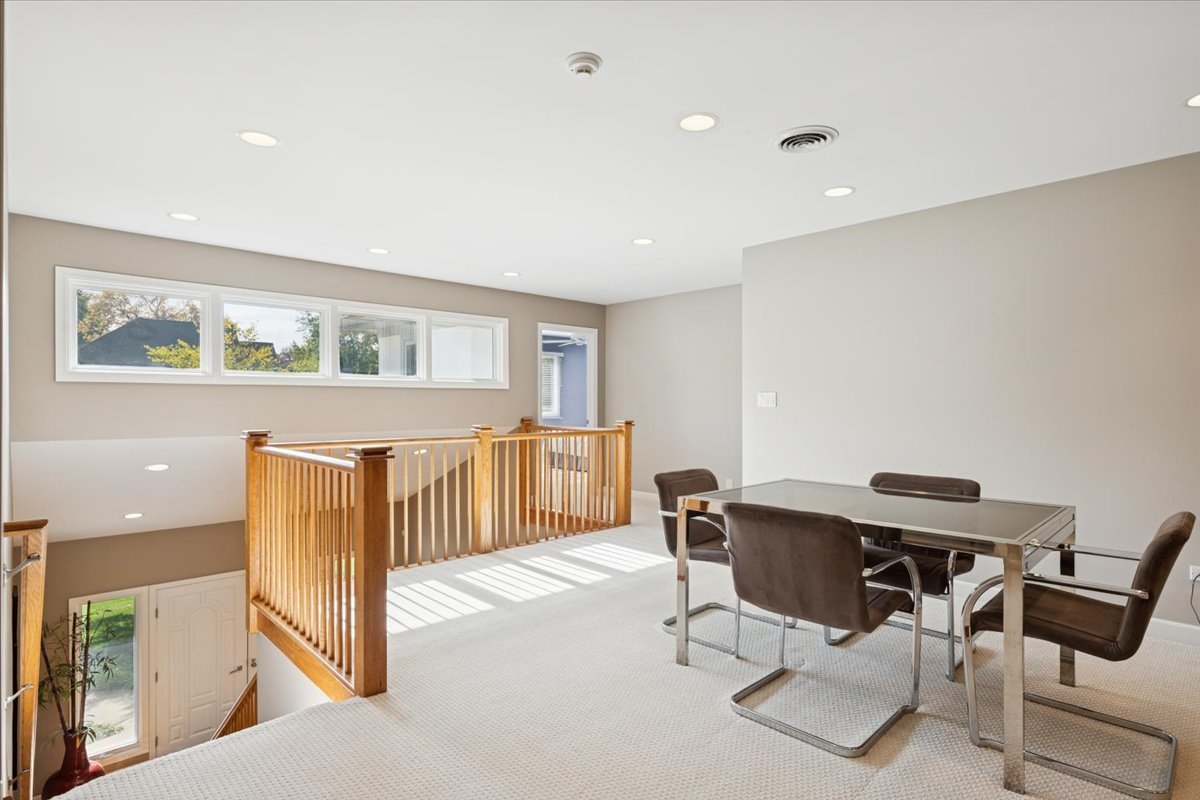 602 Warwick Road