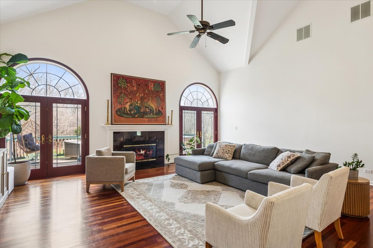 1311 Carlisle Place