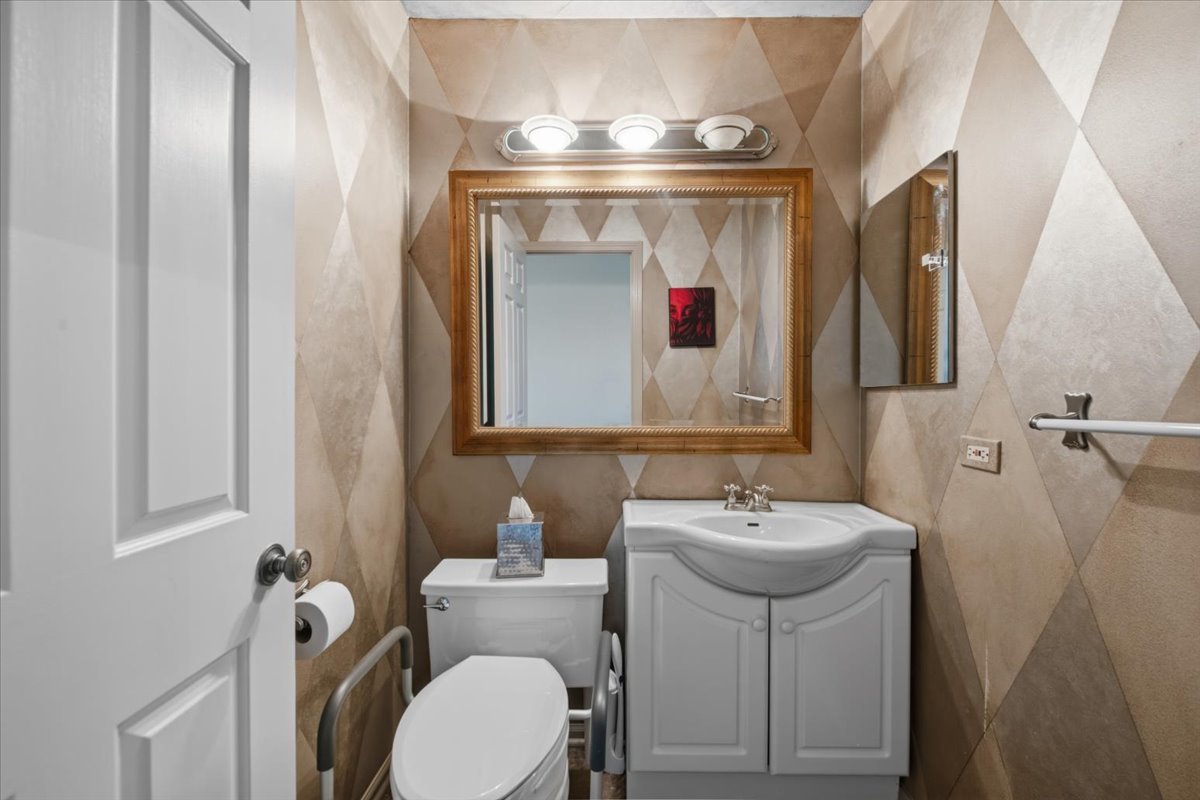 3810 Mission Hills Road Unit: 505
