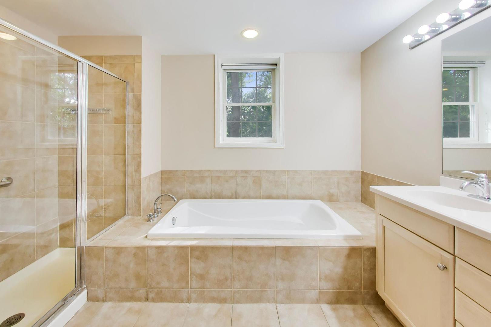 940 Augusta Way Unit: 105