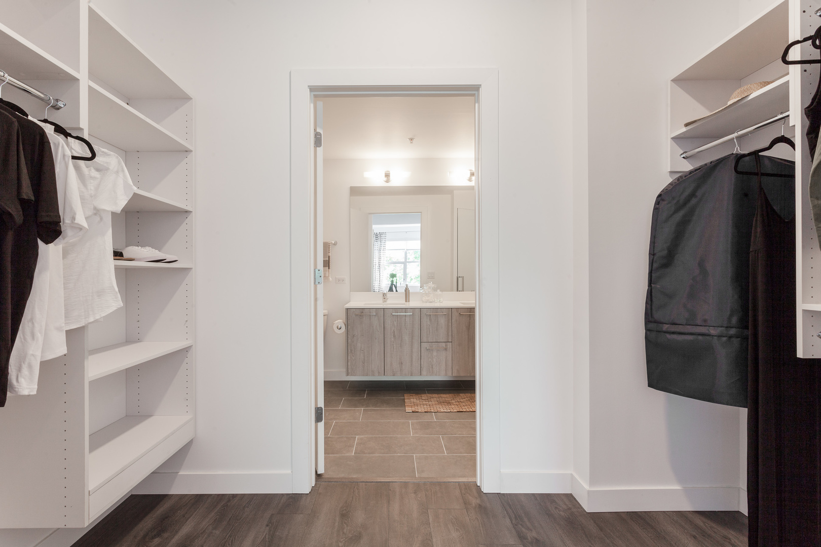 1590 Elmwood Avenue Unit: 1204