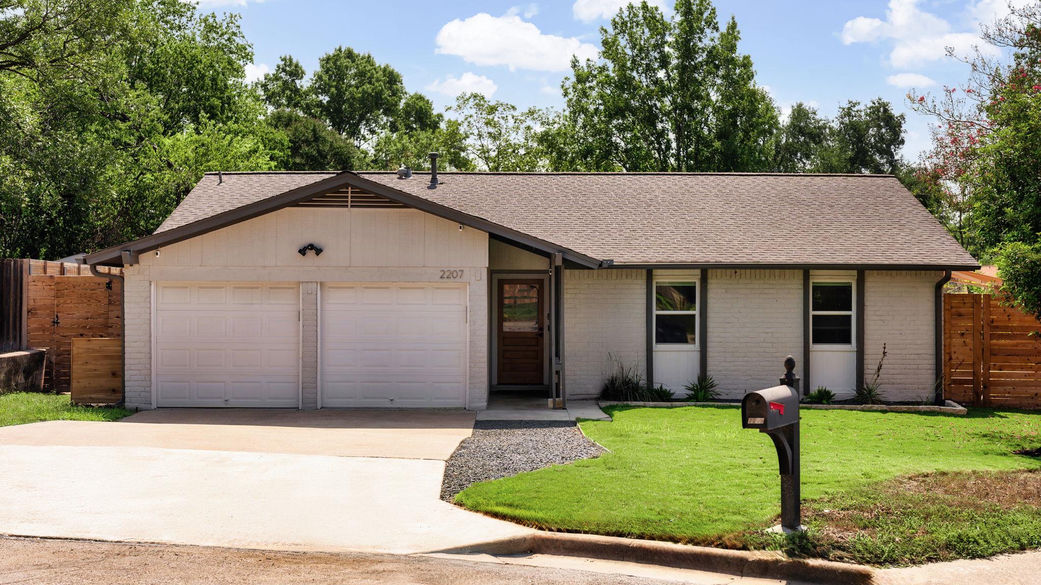 2207 Stone River DR