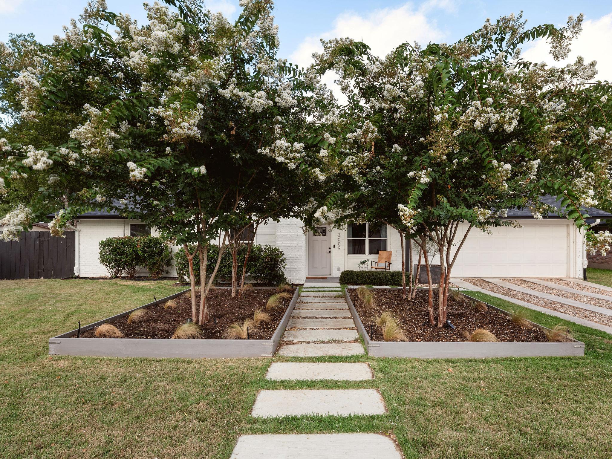 3009 Val DR