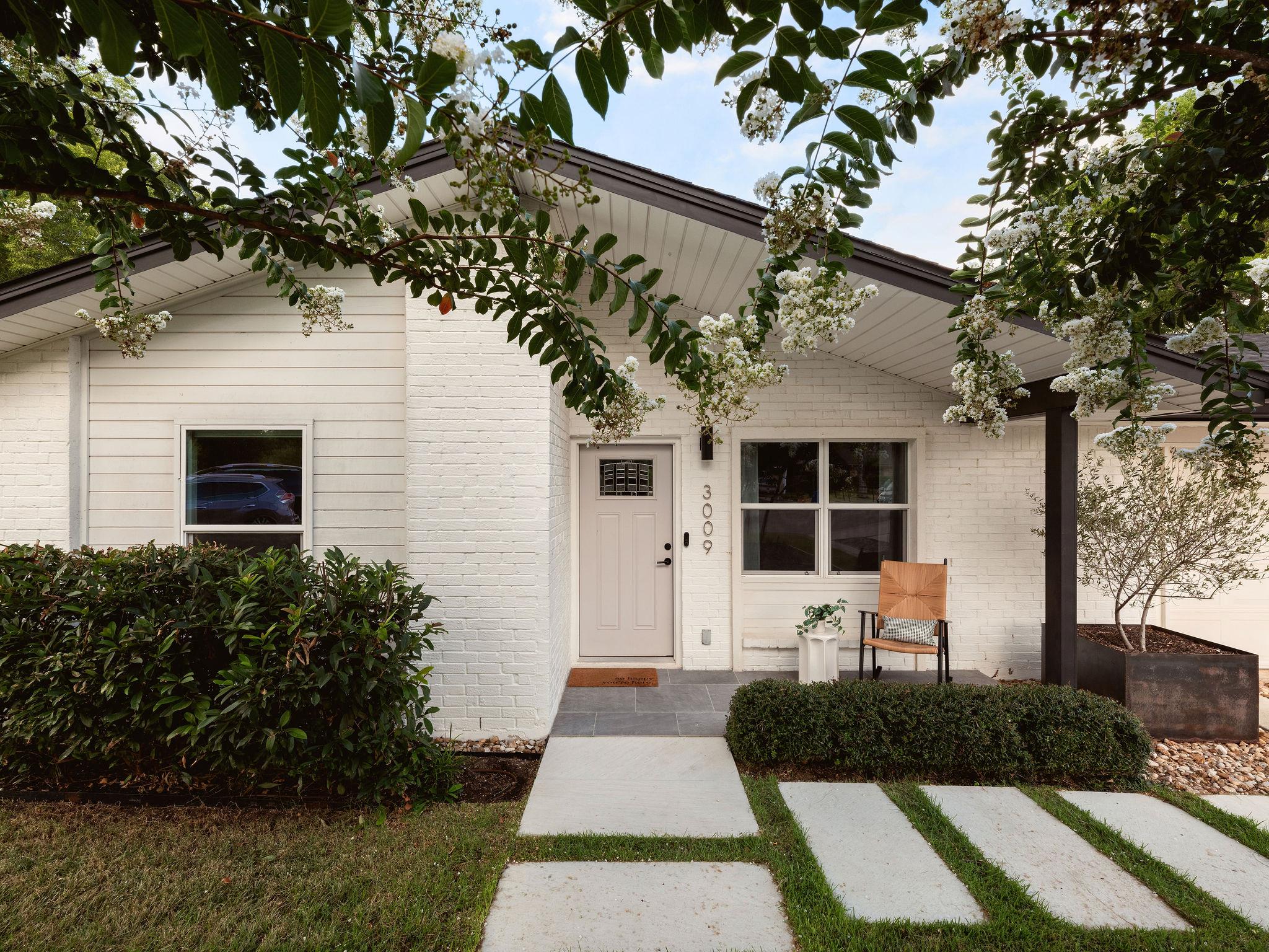 3009 Val DR