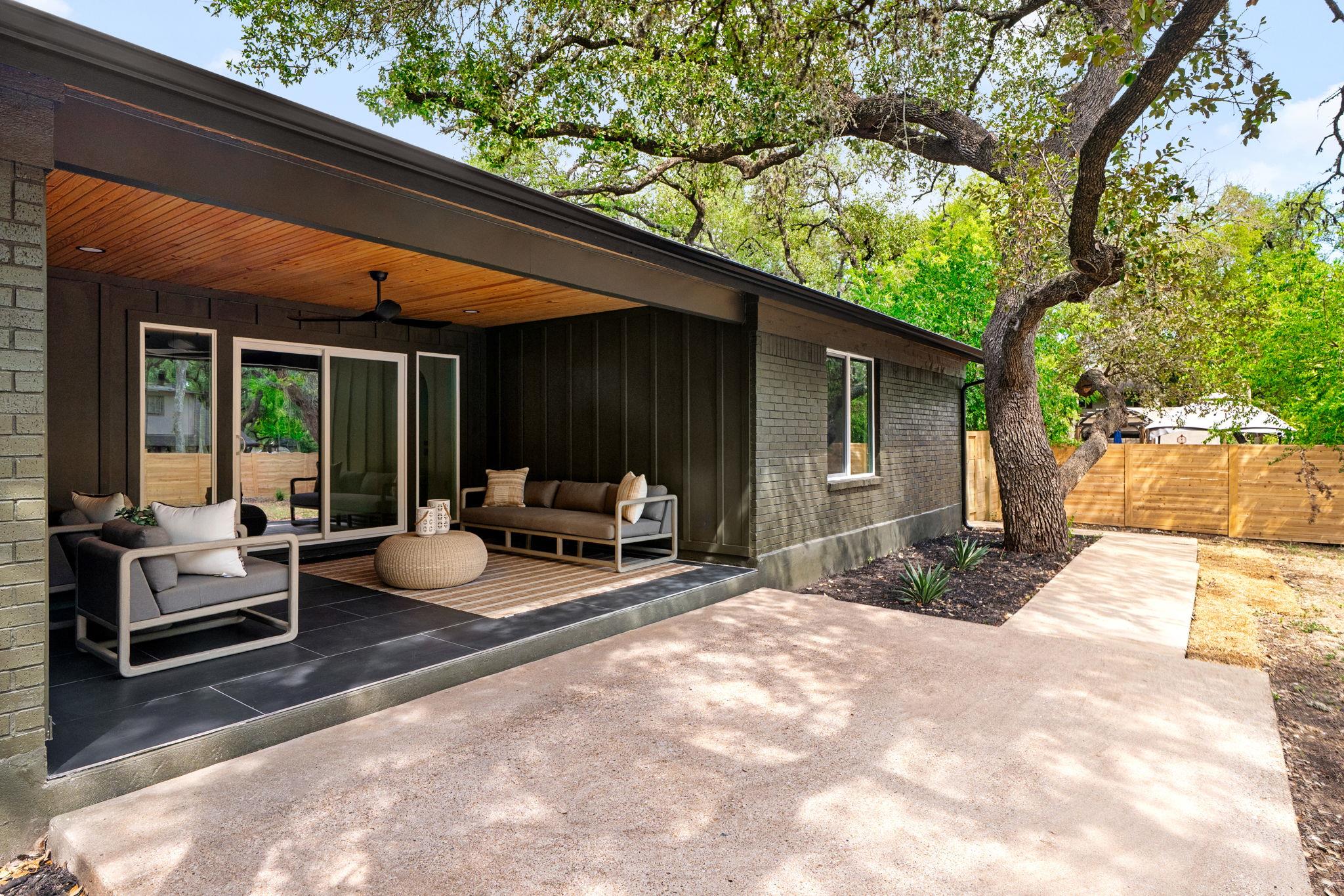 2601 Barkwood DR