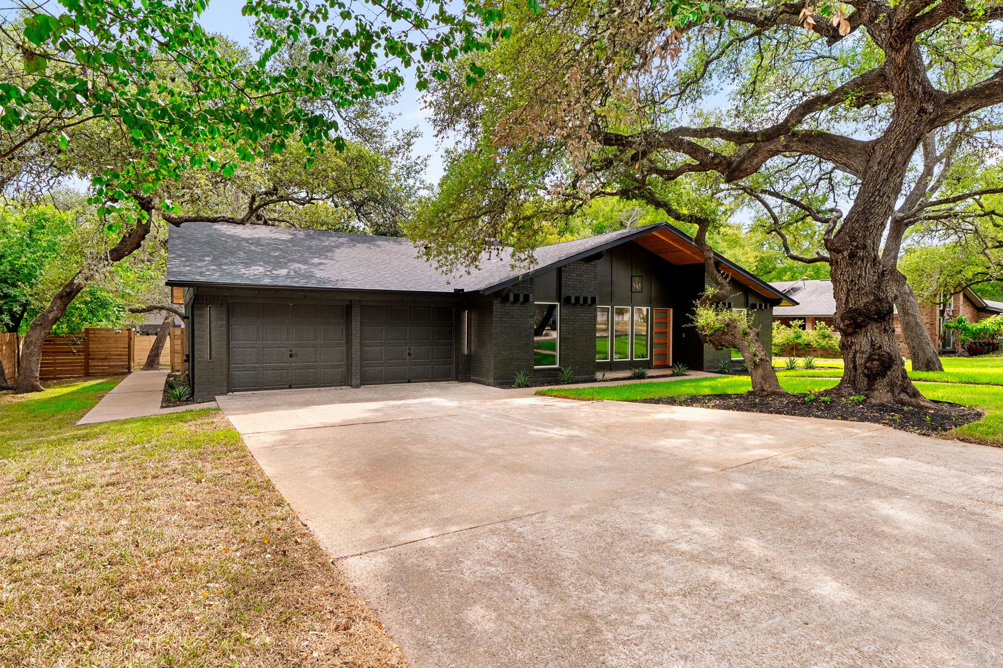 2601 Barkwood DR