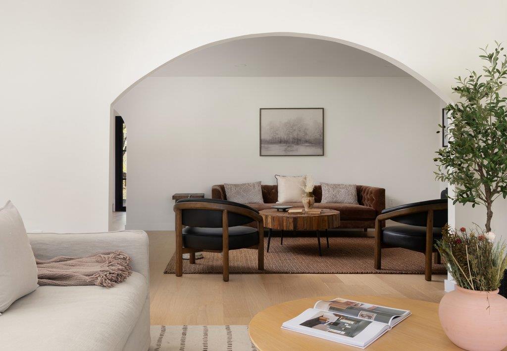 2210 Comburg Castle WAY