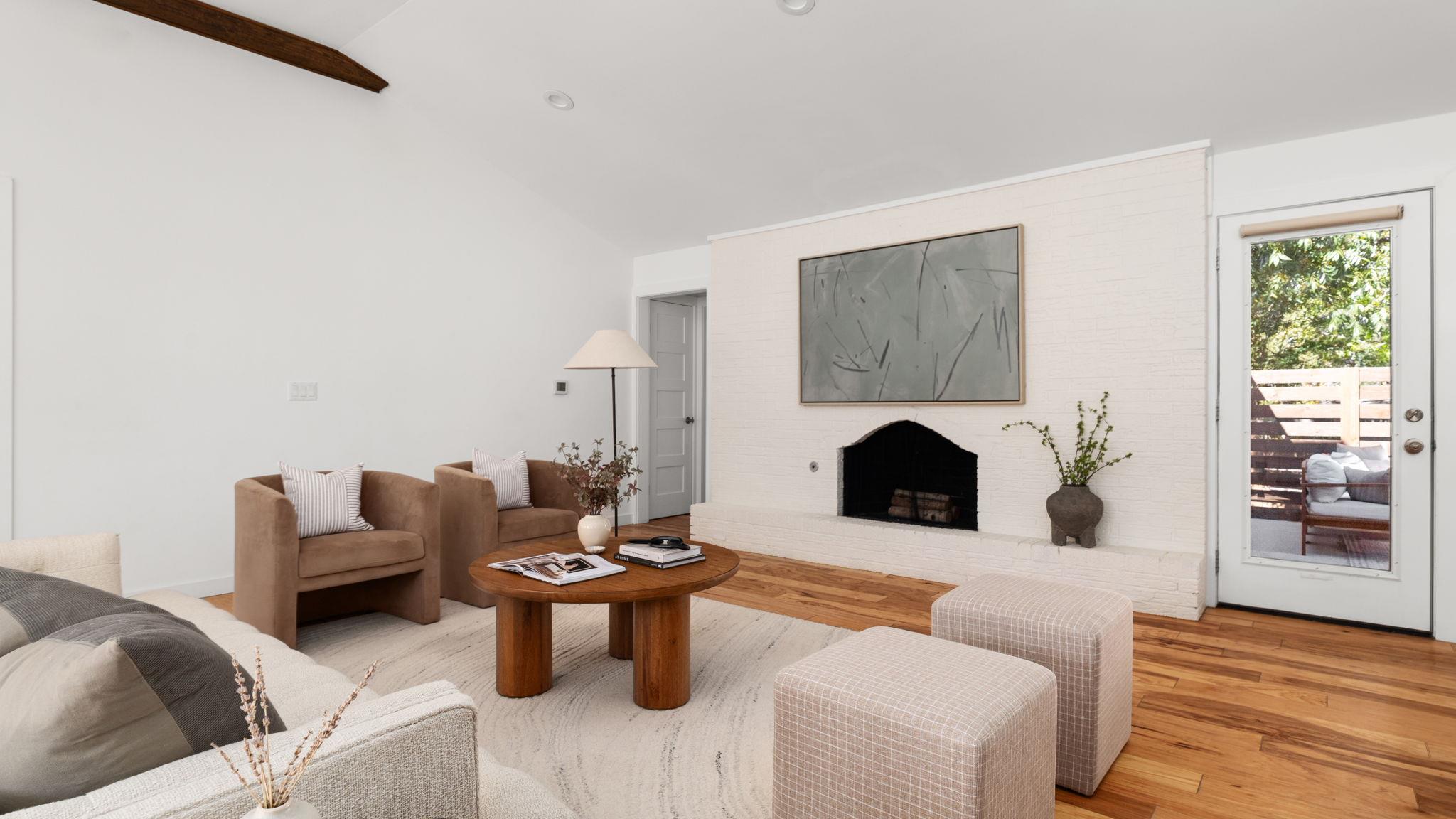 3500 Santa Monica DR