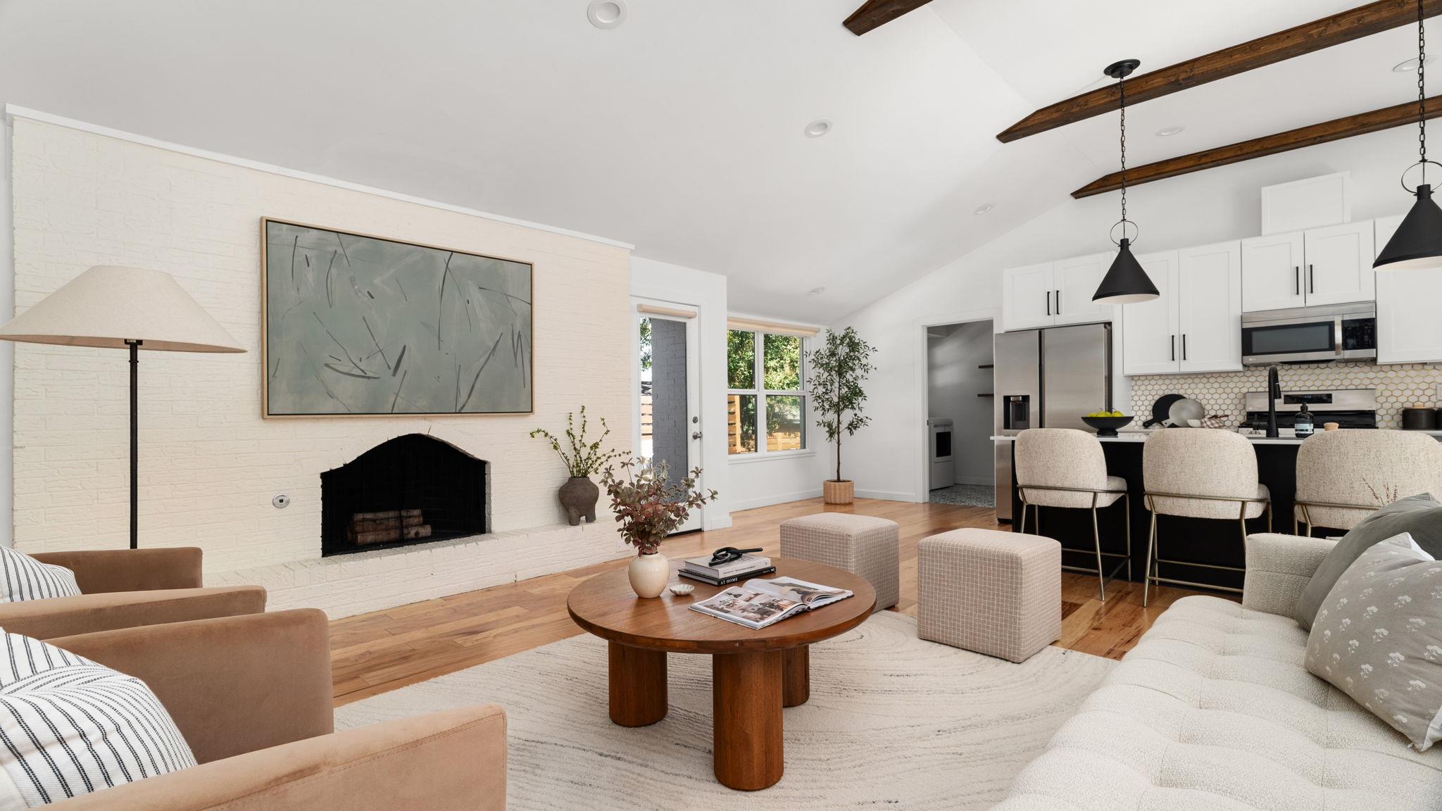 3500 Santa Monica DR