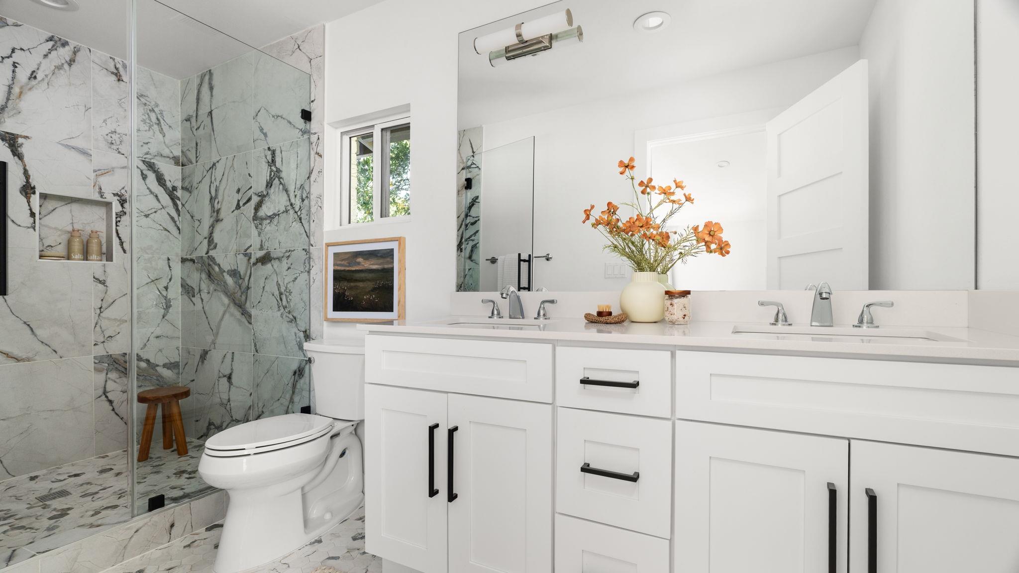 3500 Santa Monica DR