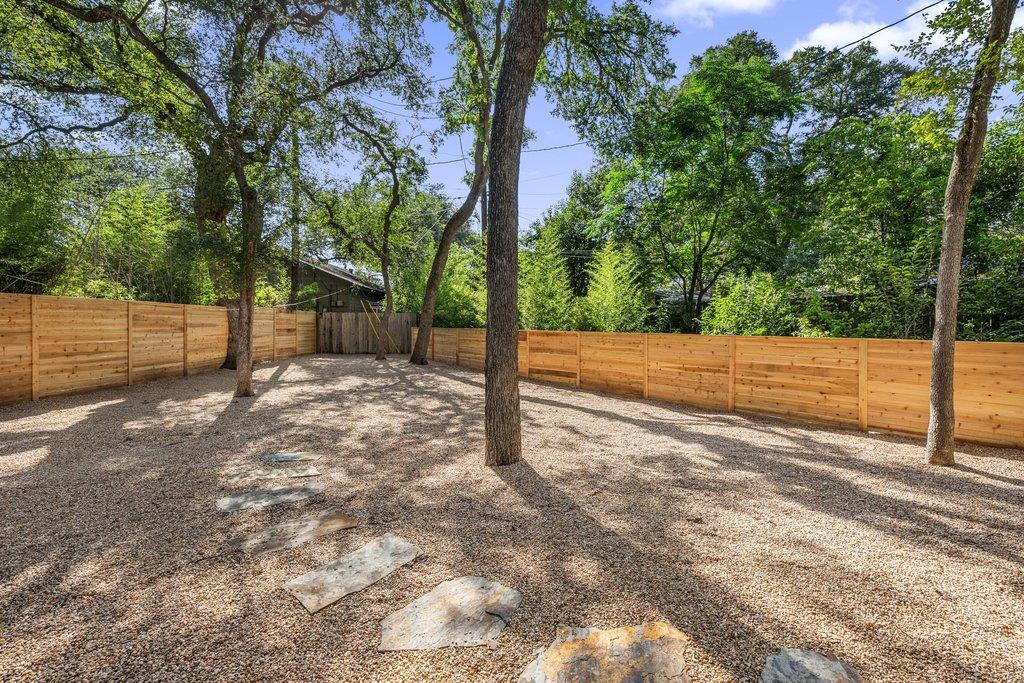 5502 Kings Highway