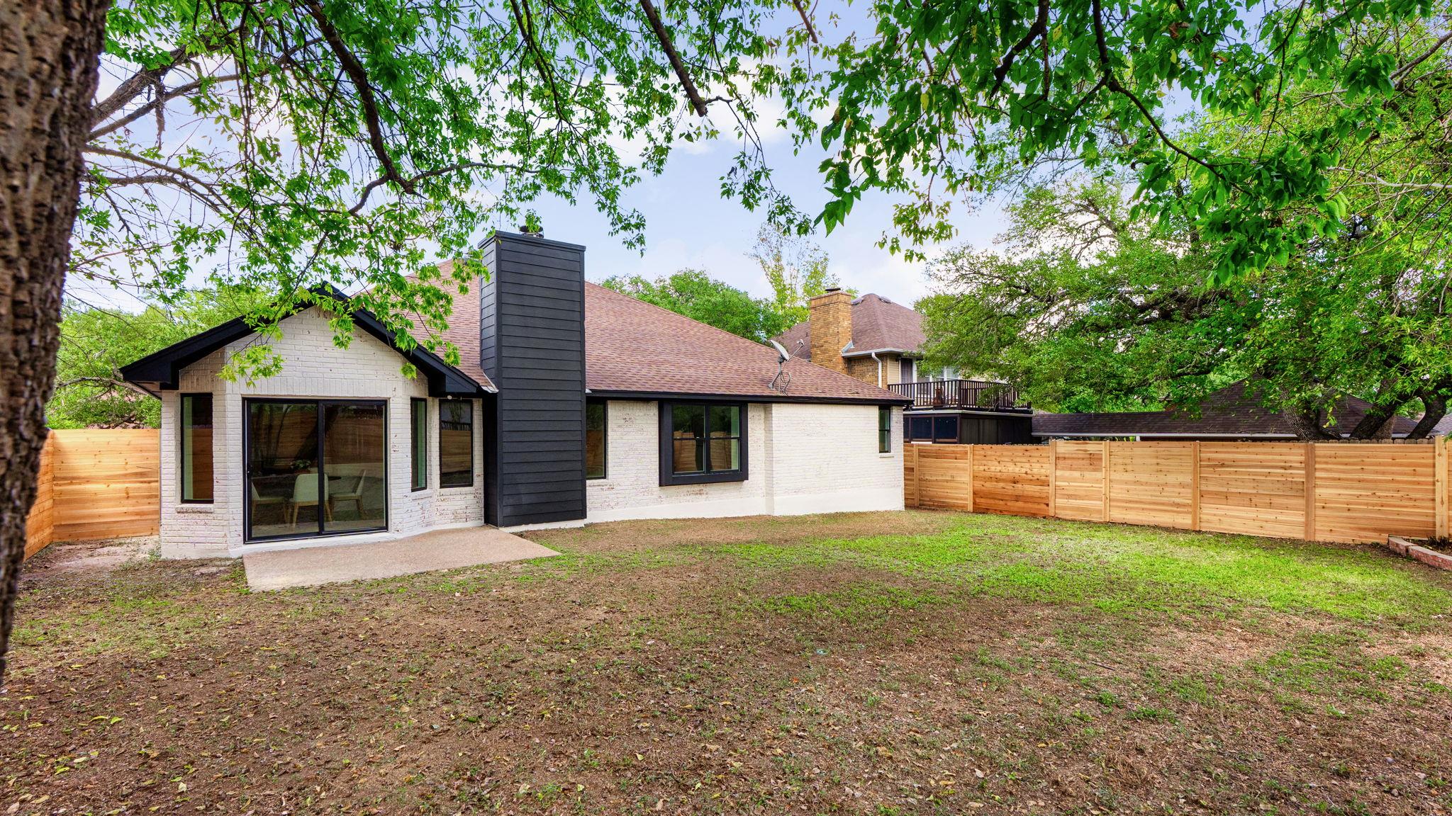 10518 Redmond RD
