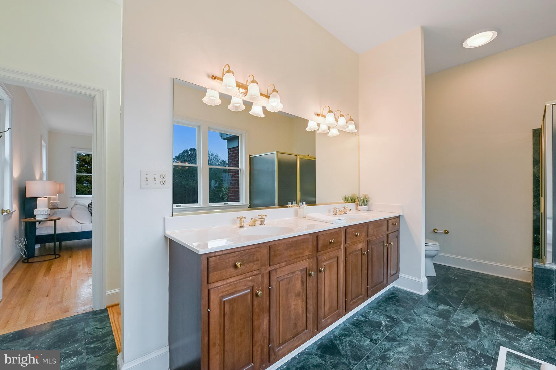 3419 Hidden River View Rd