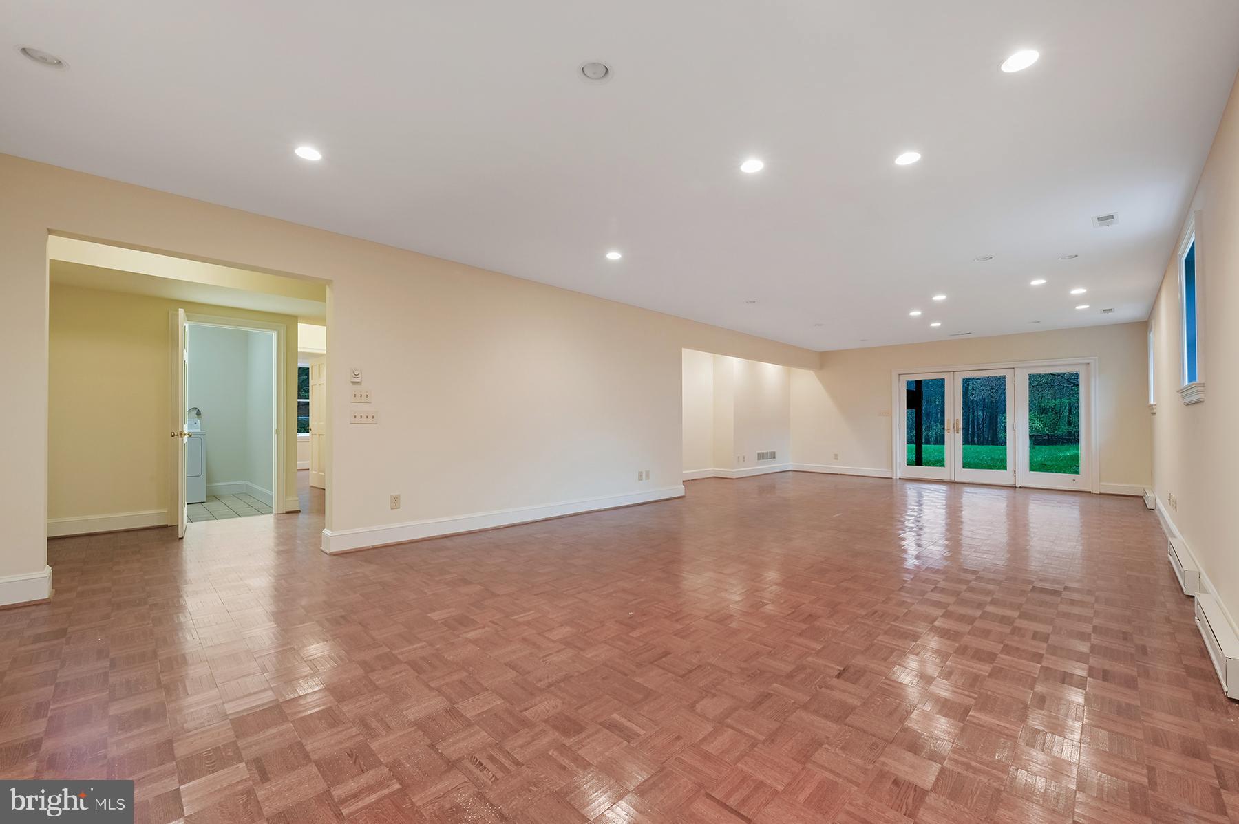 3419 Hidden River View Rd