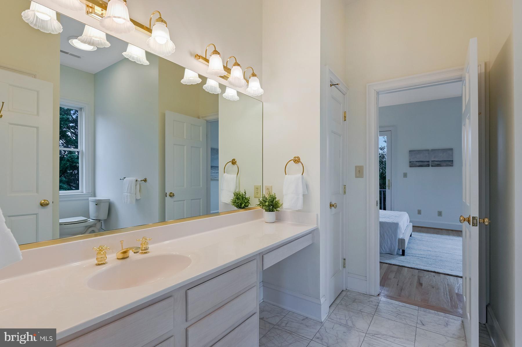 3419 Hidden River View Rd