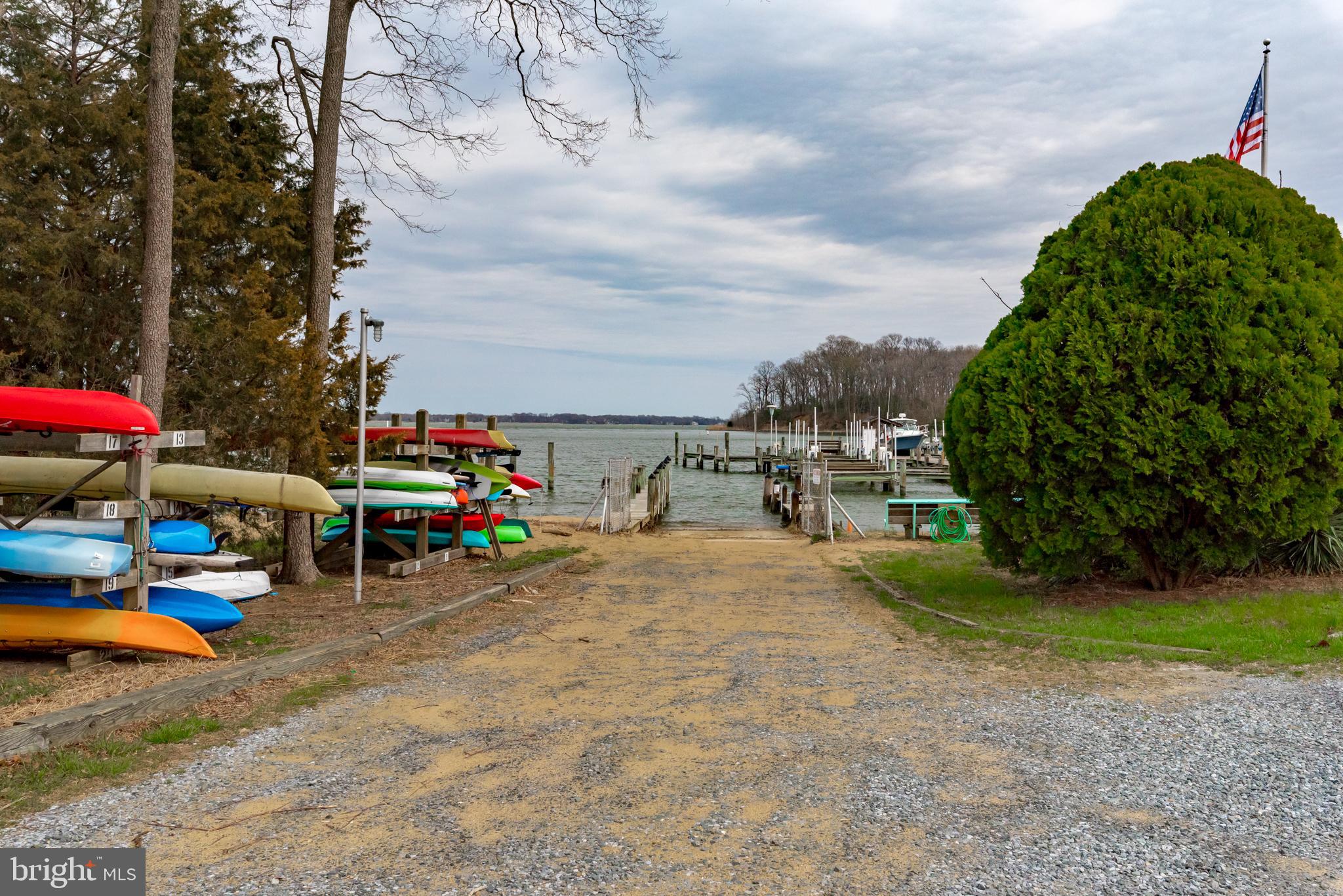 435 Walnut Dr