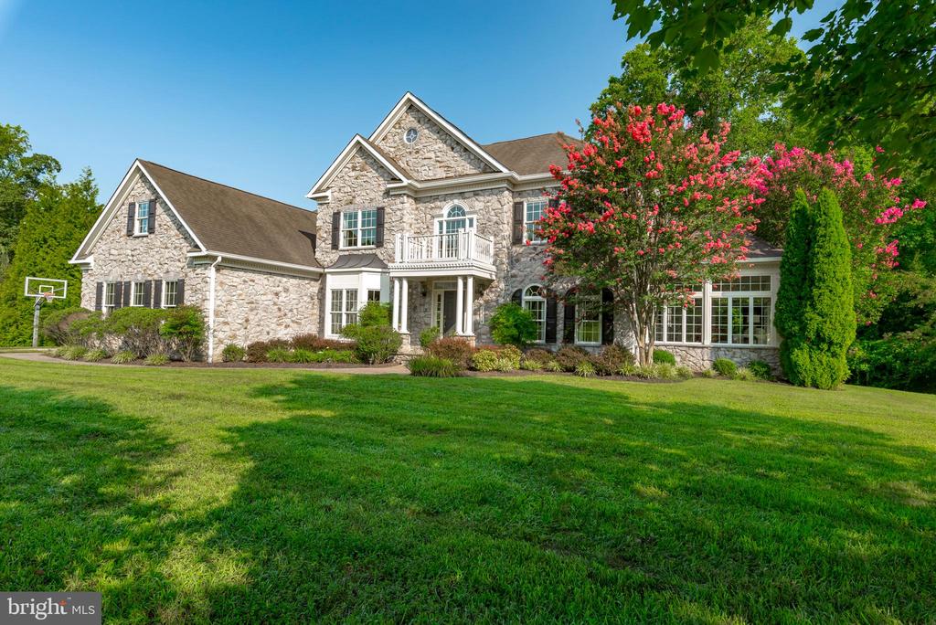1416 Paddocks Ct