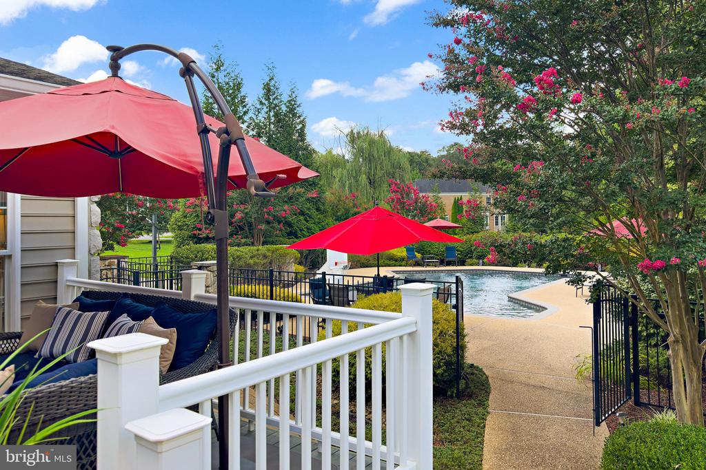 1416 Paddocks Ct