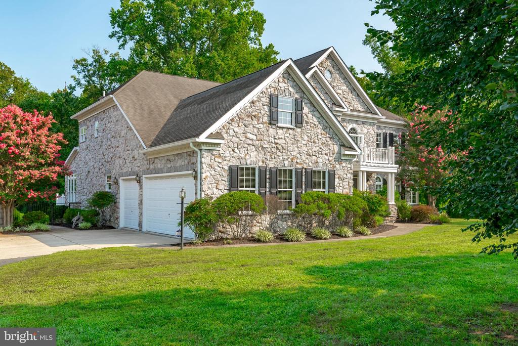 1416 Paddocks Ct