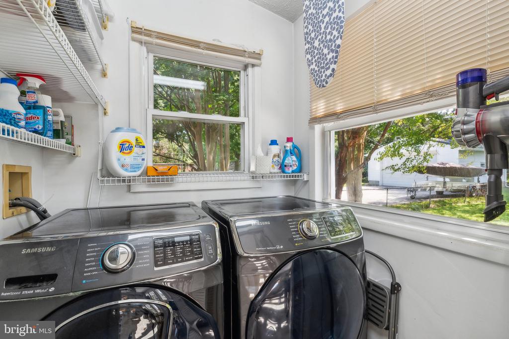 111 Groh Ln
