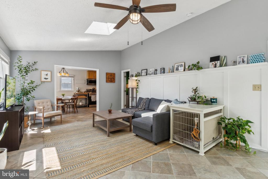 111 Groh Ln