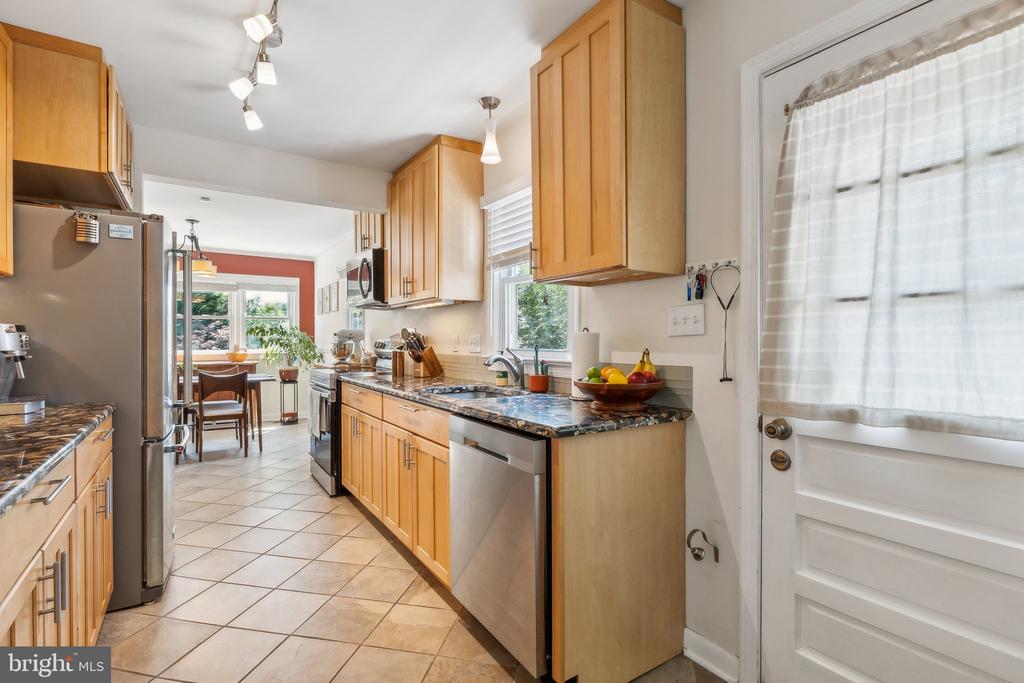 111 Groh Ln