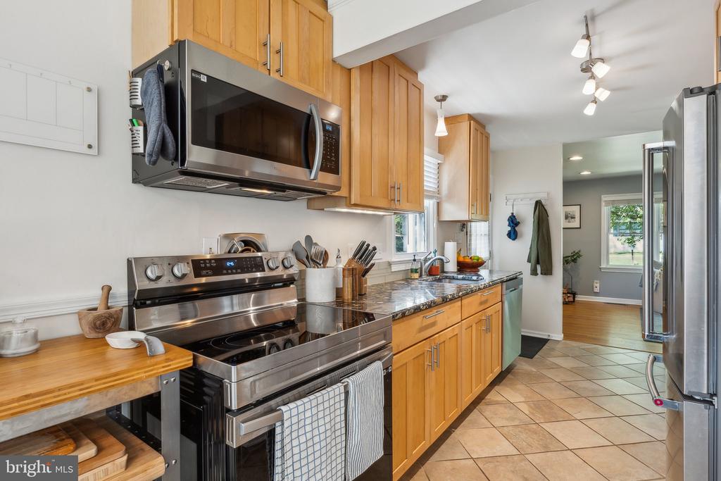 111 Groh Ln