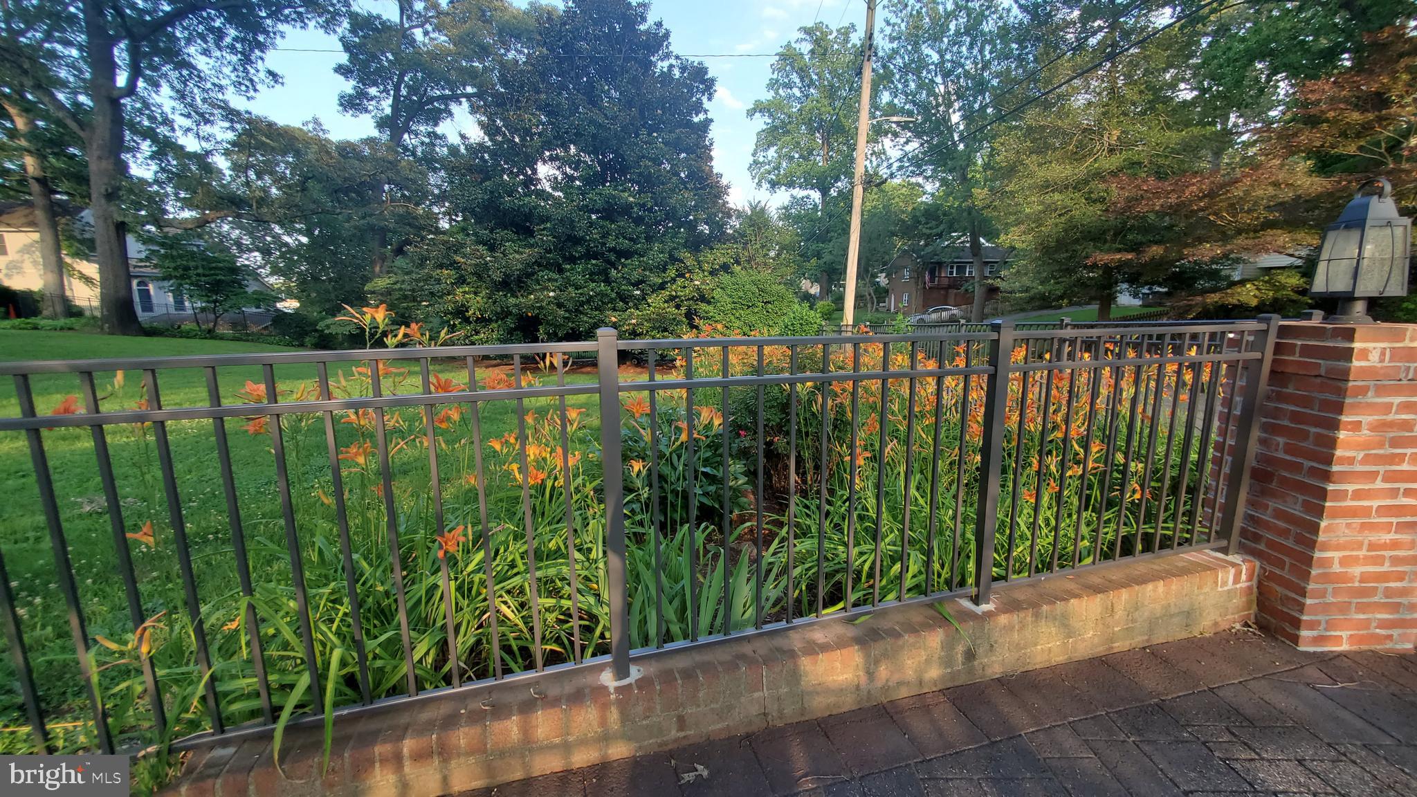 115 Spa Dr