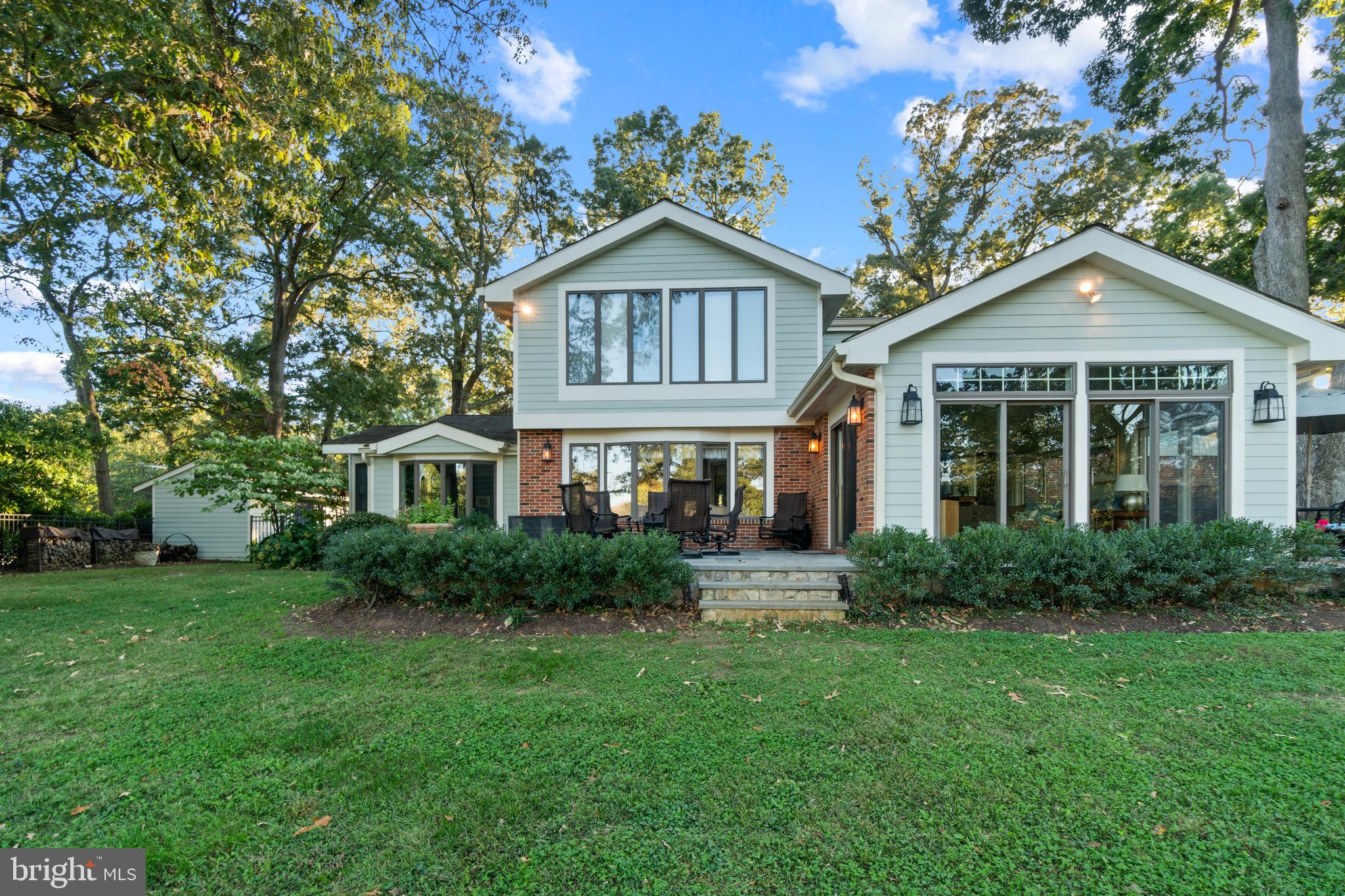 115 Spa Dr