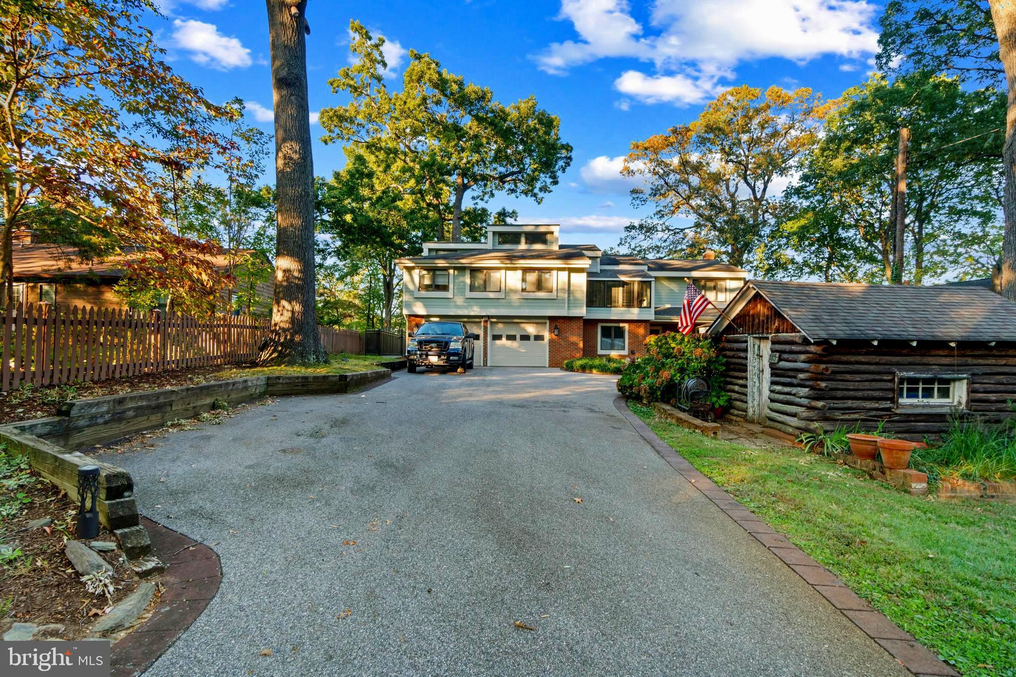 115 Spa Dr