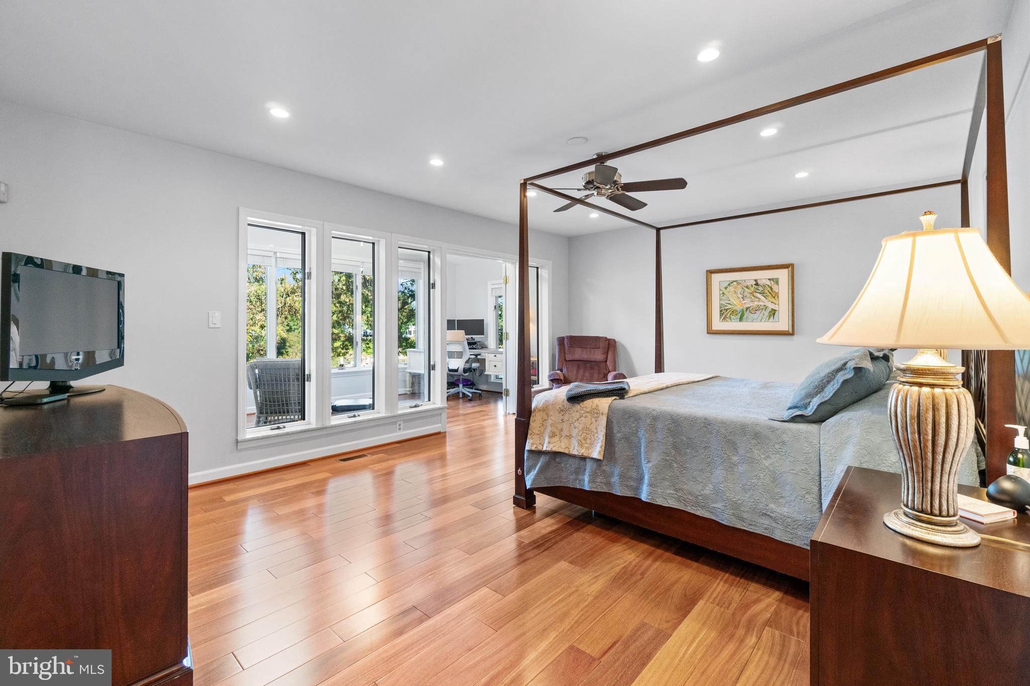 115 Spa Dr