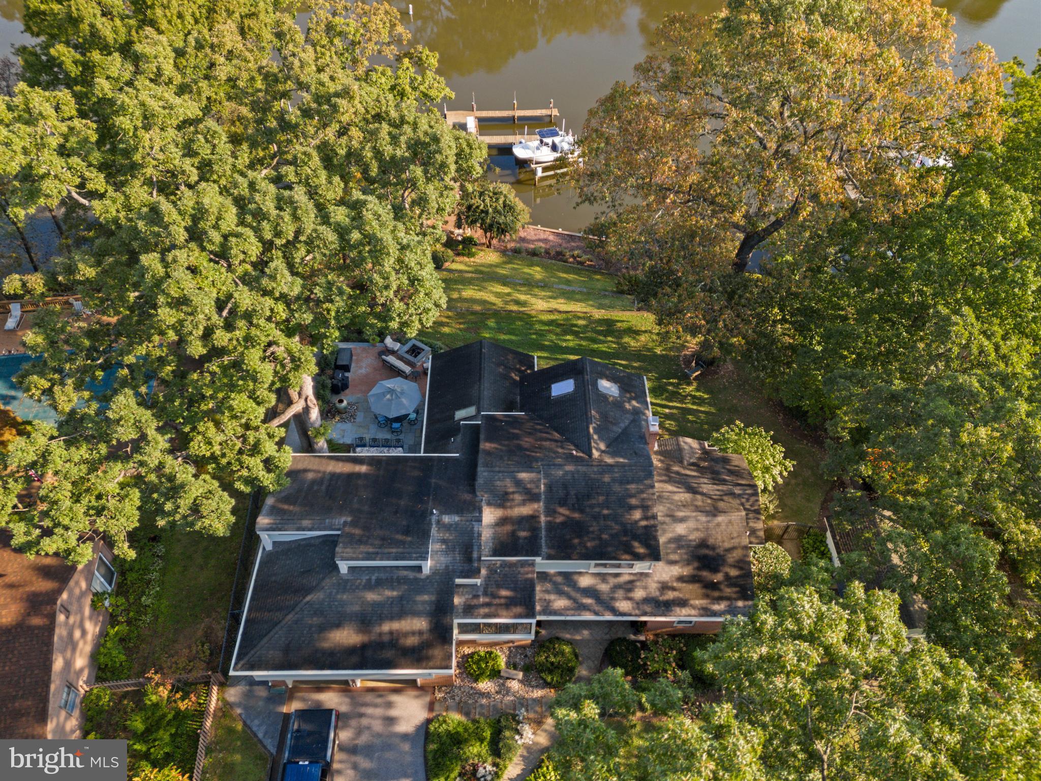 115 Spa Dr