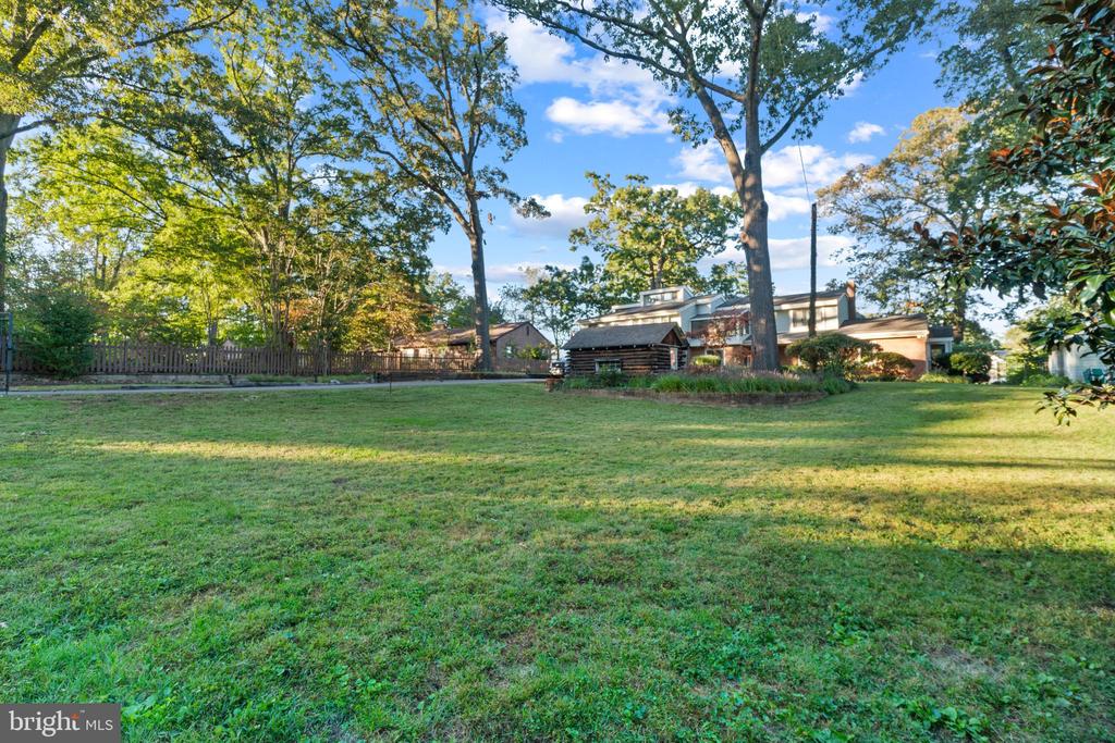 115 Spa Dr