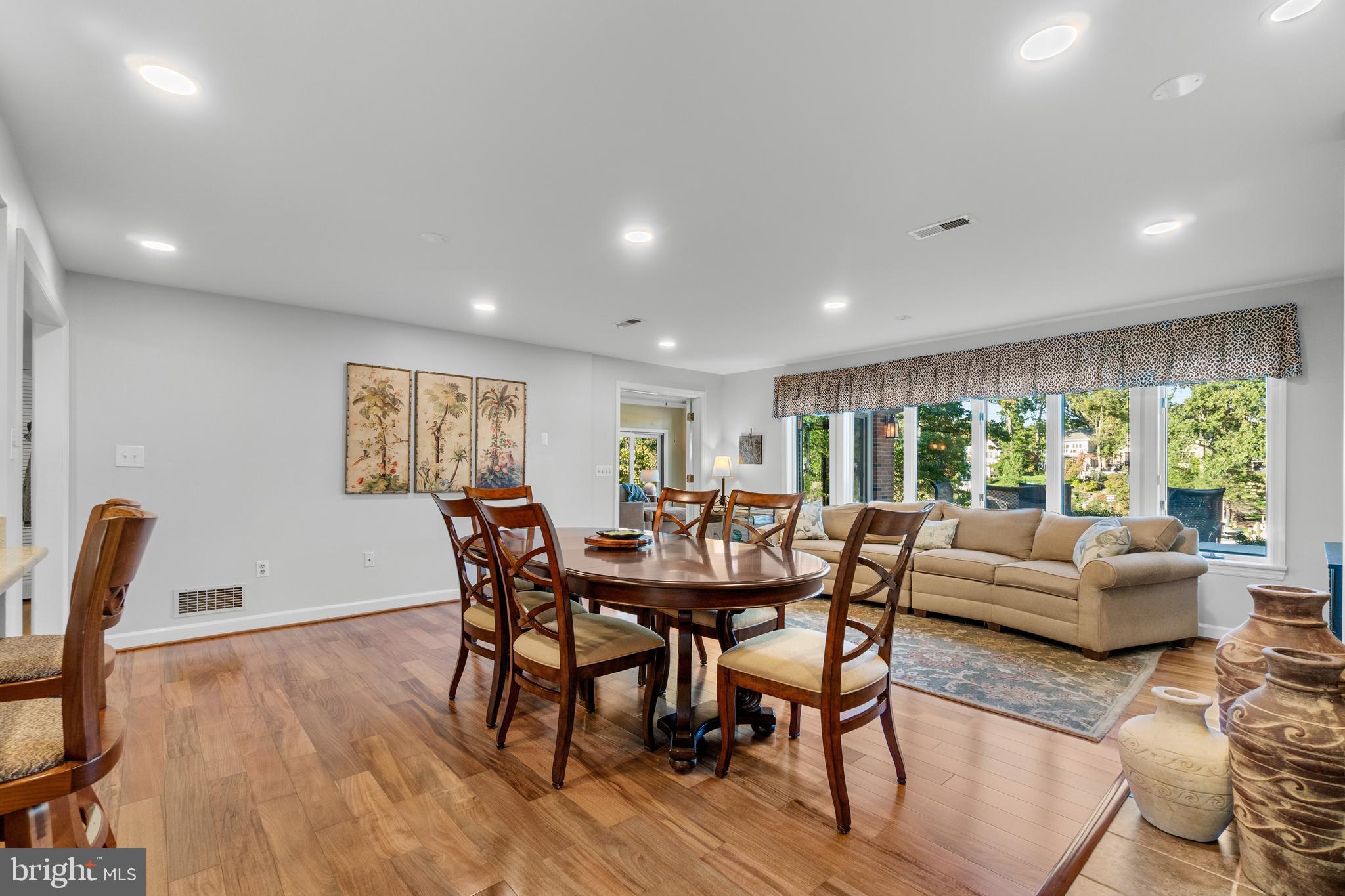 115 Spa Dr