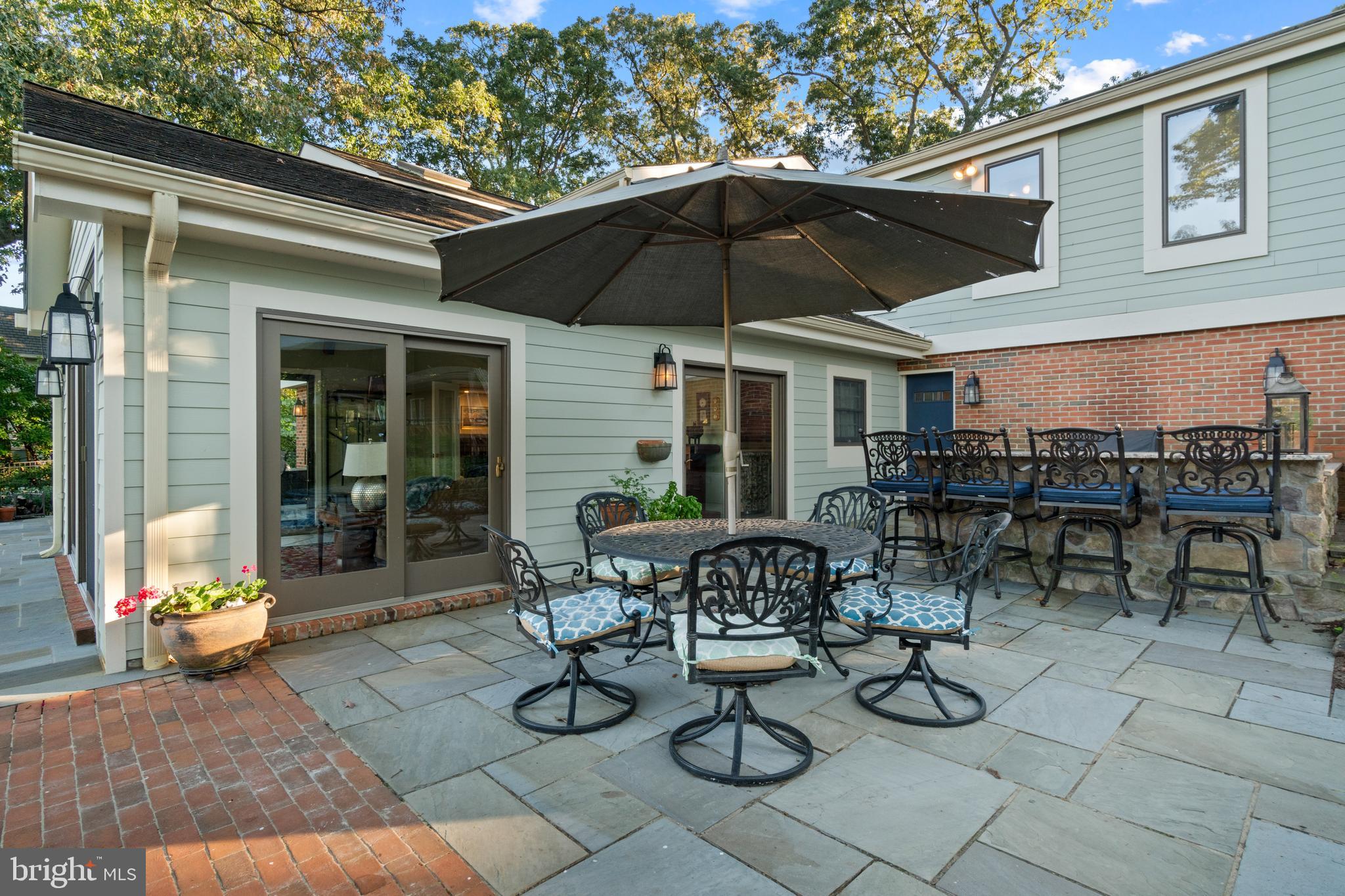 115 Spa Dr