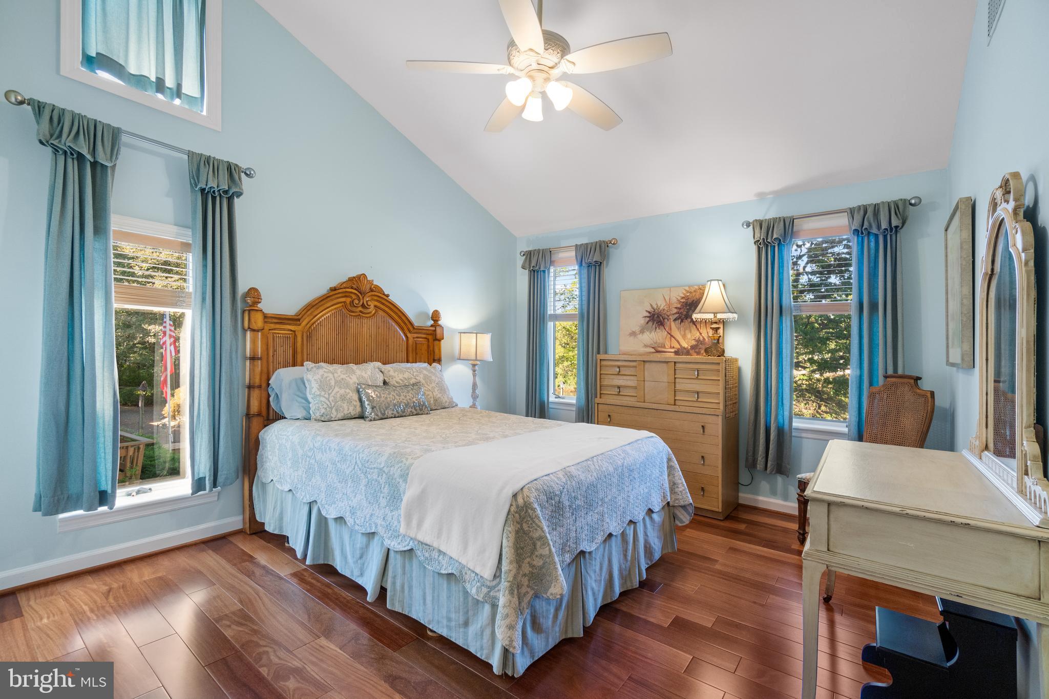115 Spa Dr