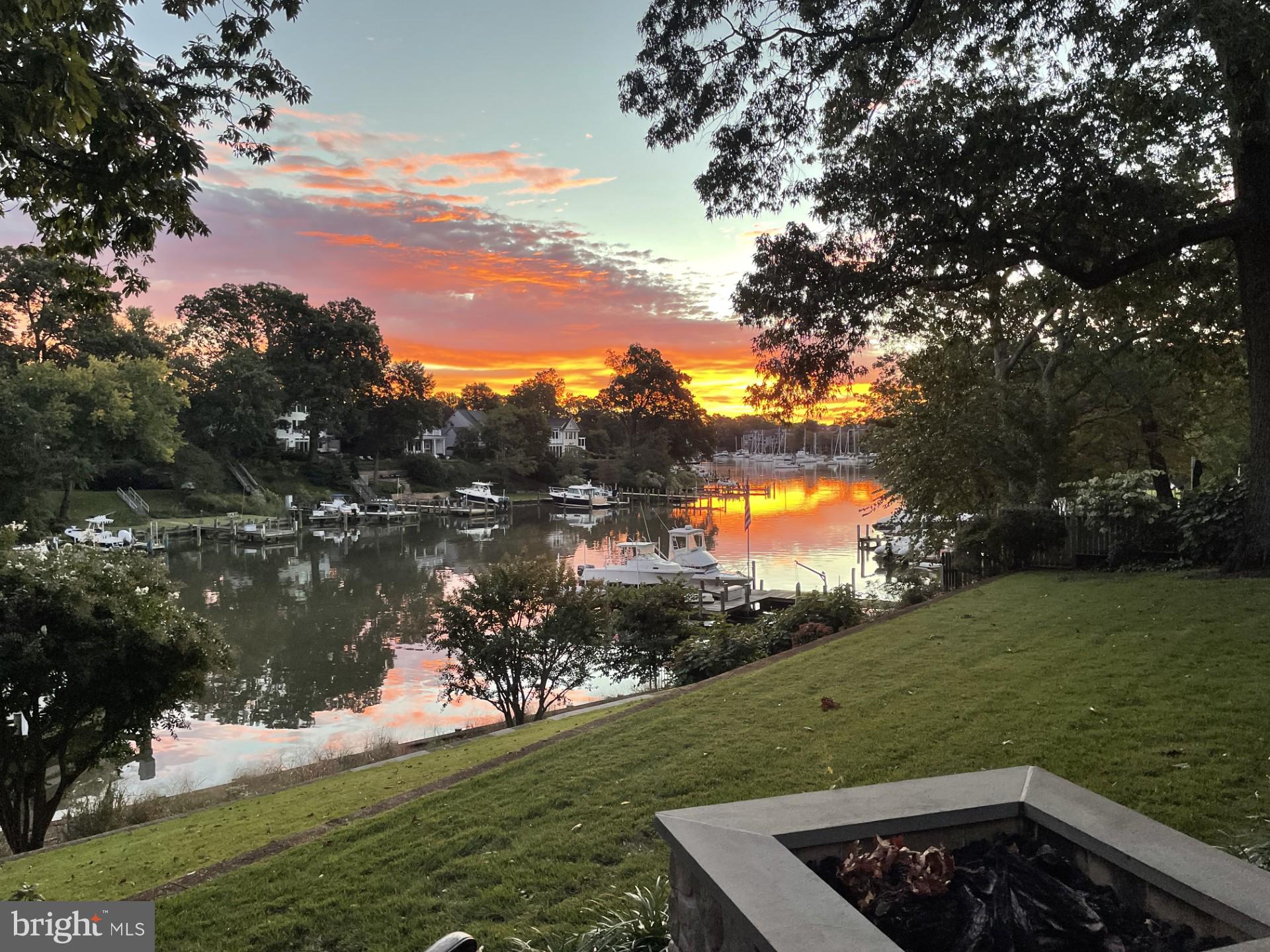 115 Spa Dr