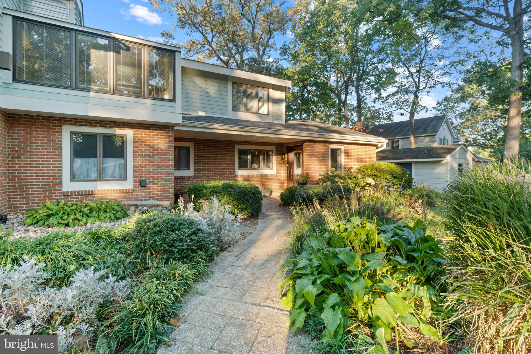 115 Spa Dr