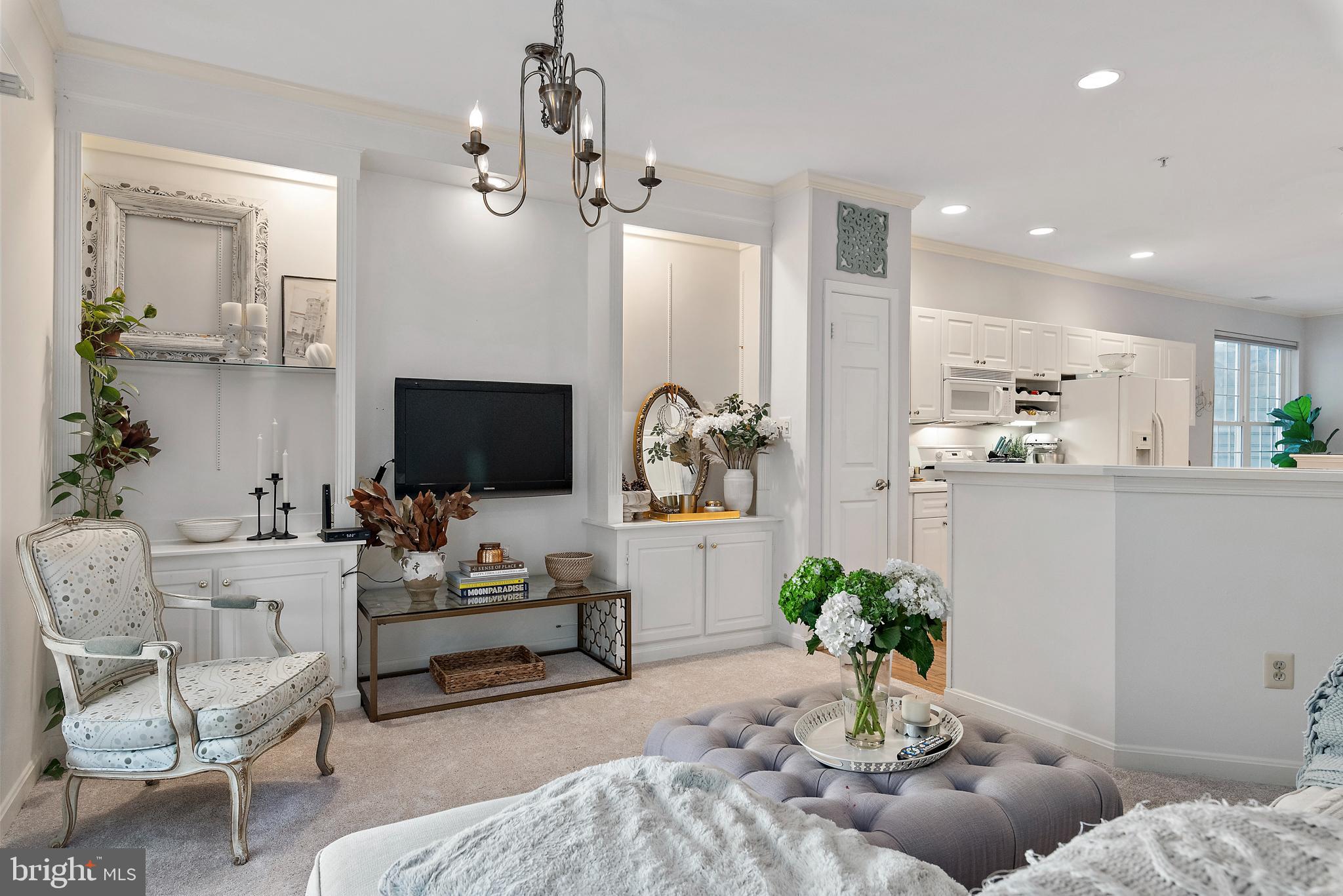 2002 PEGGY STEWART WAY #203