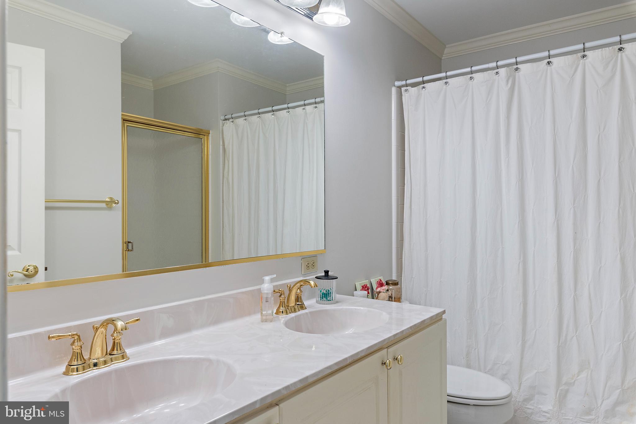 2002 PEGGY STEWART WAY #203