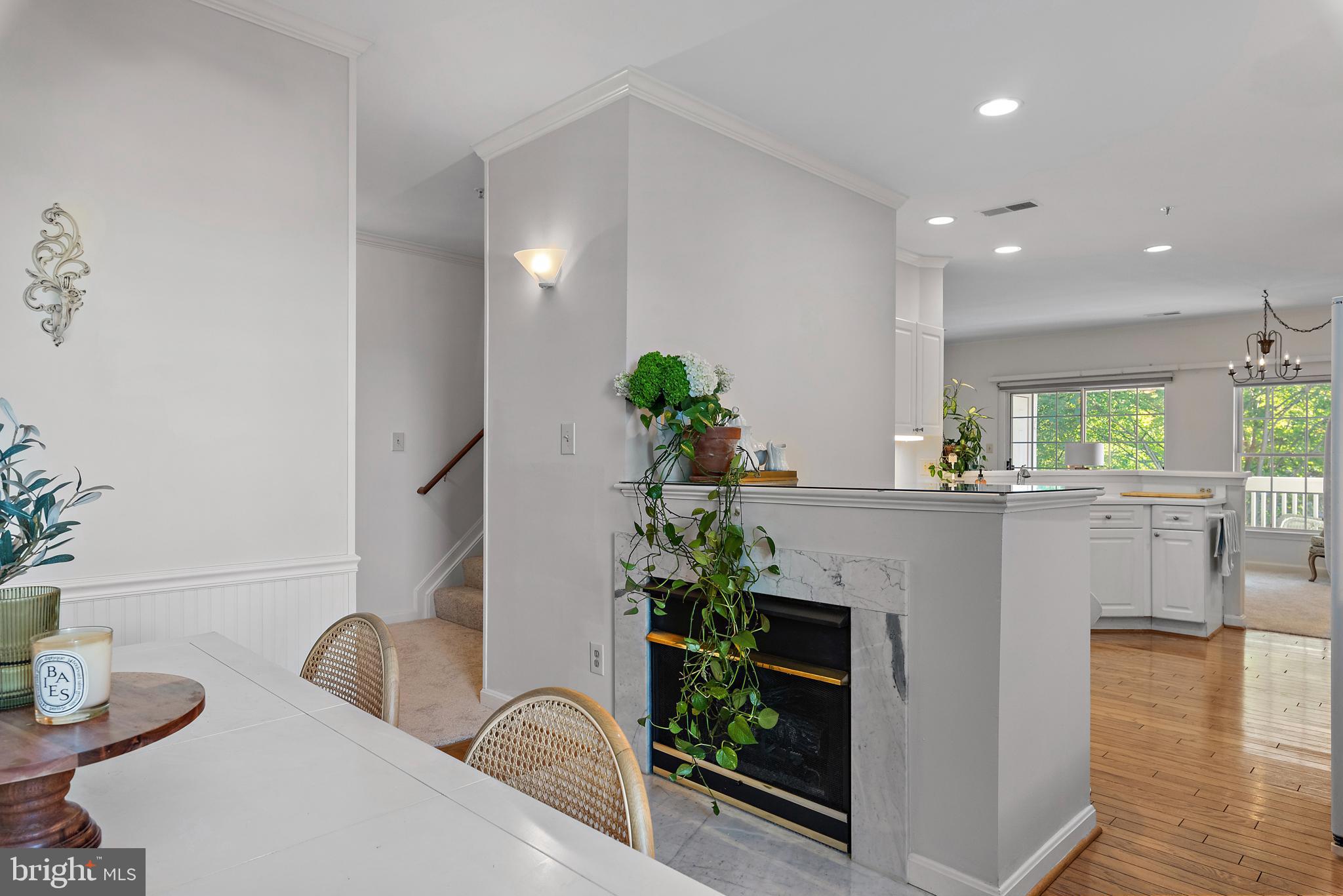 2002 PEGGY STEWART WAY #203