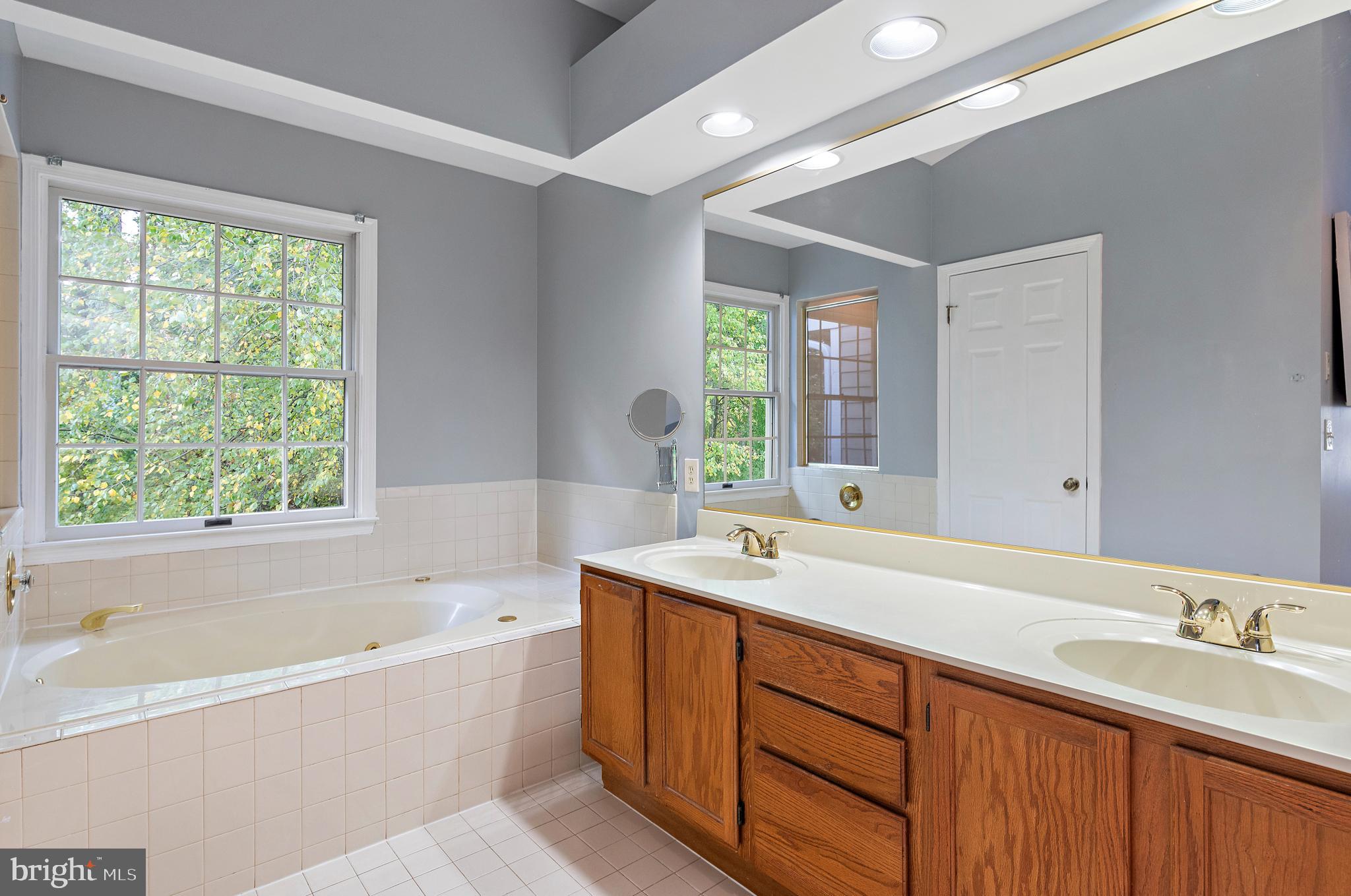 122 Spring Place Way