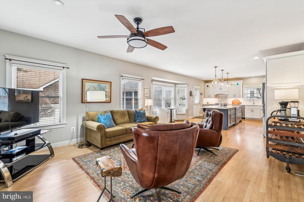 2 Danielle Ct