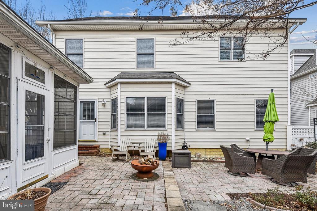 2 Danielle Ct