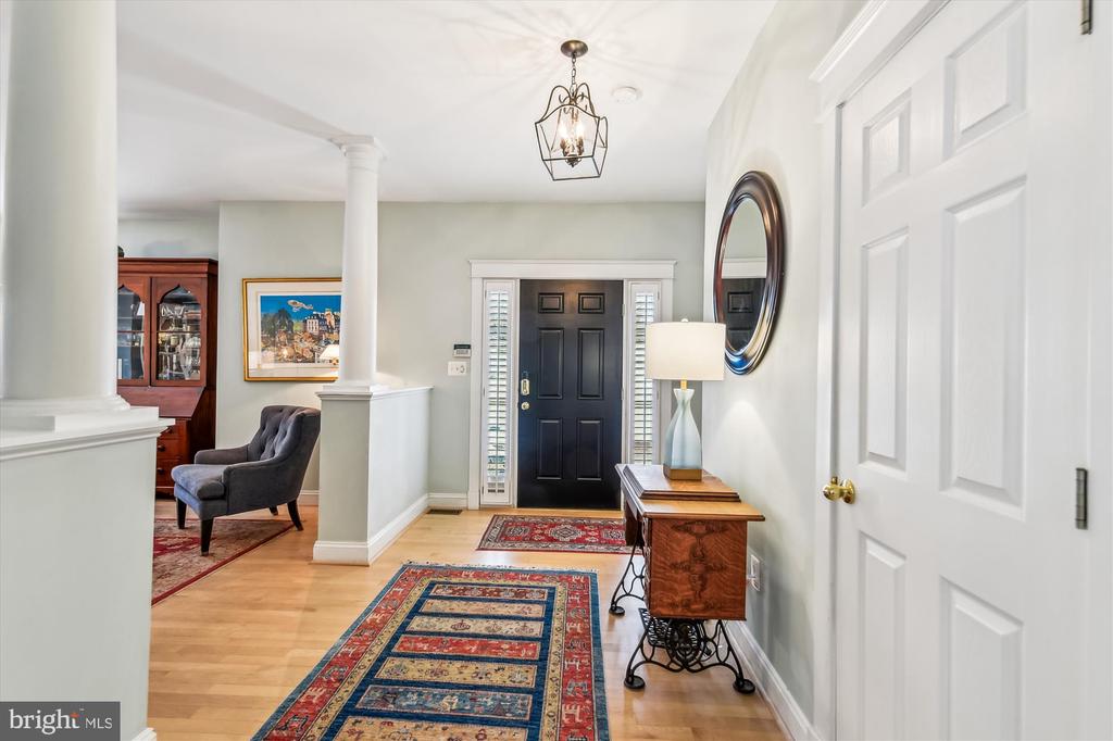 2 Danielle Ct