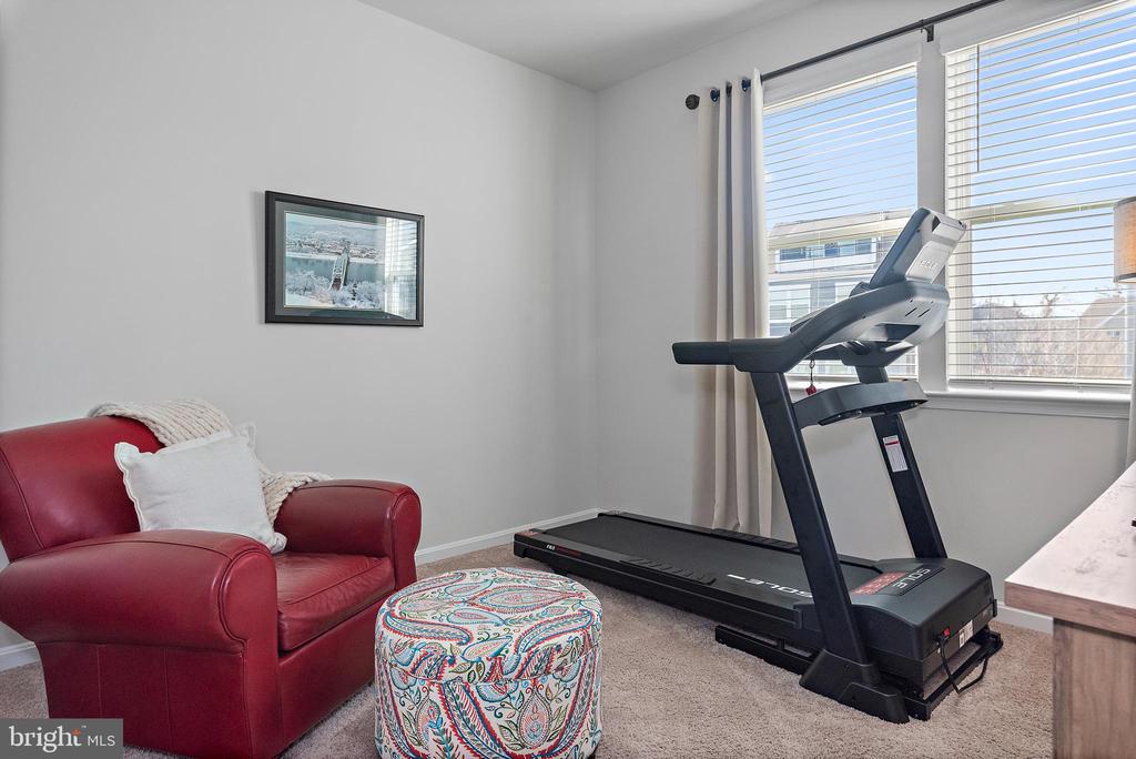 321 Bright Light Ct