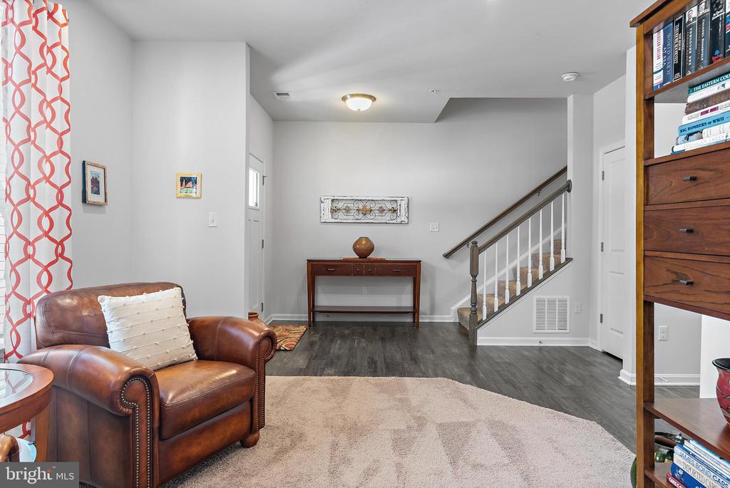 321 Bright Light Ct