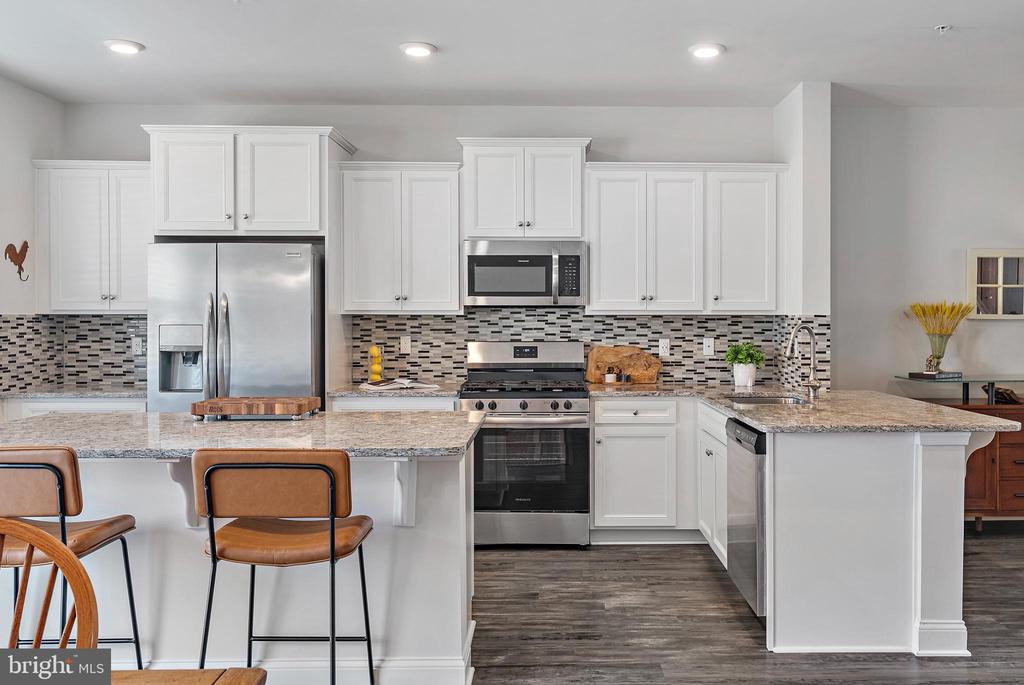 321 Bright Light Ct