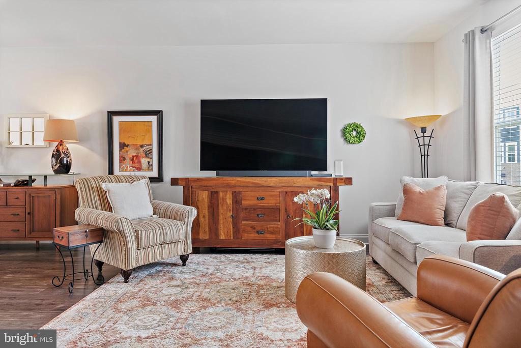 321 Bright Light Ct
